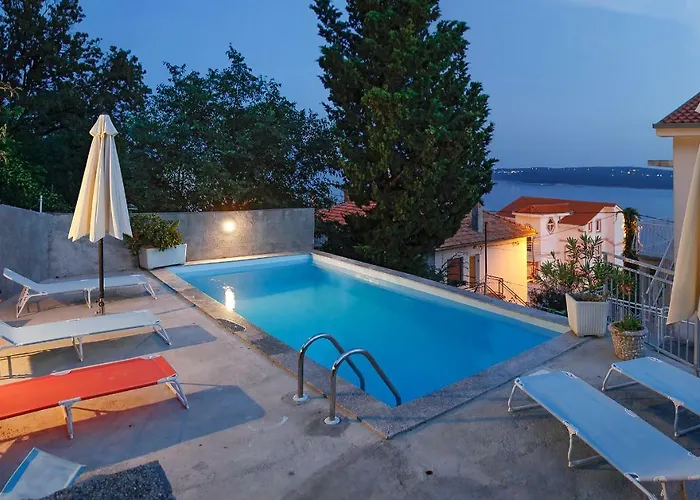 Marija With Pool & Garden & Amazing Sea View Dramalj